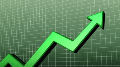 Nano-Cap FOXO Surges as Retail Frenzy Builds Ahead of Friday’s Special Shareholder Meeting