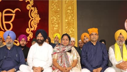 CM Rekha Gupta along with Manjinder Singh Sirsa and Kapil Mishra attends 350th martyrdom day of Guru Tegh Bahadur Sahib in Delhi (Photo/X@gupta_rekha)
