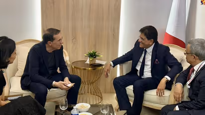 Union Commerce and Industry Minister Piyush Goyal with Nicolas Hieronimus, CEO of L'Oréal Groupe (Photo/X@PiyushGoyal)