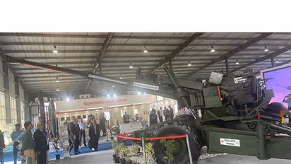 Dhanush 52 Howitzer during DefExpo 2022 (Photo/ANI)