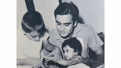 Sanjay Dutt childhood pictures with father (Photo/instagram/@duttsanjay)