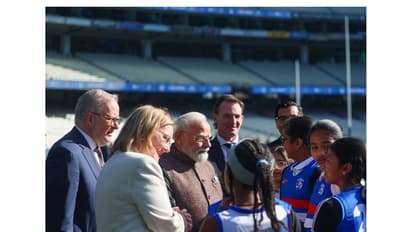 PM Modi with Anthony Albanese during his MCG visit (Photo: X/@narendramodi)