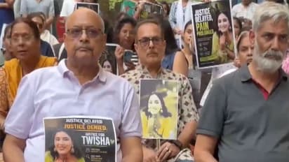 UP: Silent protest held demanding justice in Twisha Sharma death case (Photo/ANI)