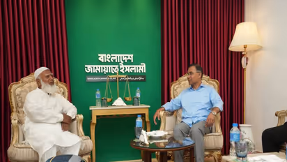 BNP Chairman Tarique Rahman with Jamaat-e-Islami Ameer Shafiqur Rahman. (Photo/@bdbnp78)