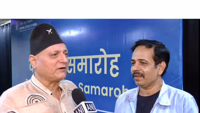 Veteran actor Manoj Joshi and Chittranjan Tripathi, Director of NSD (Image source: ANI)