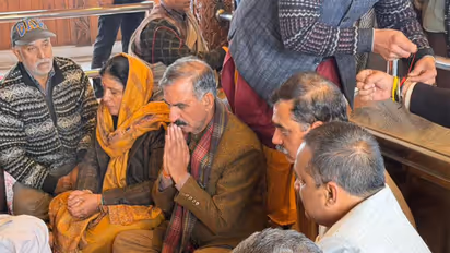 Himachal Pradesh CM Sukhvinder Singh Sukhu and his wife pray at Tara Devi Temple (Photo/CMO)