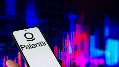 https://stocktwits.com/news-articles/markets/equity/michael-burry-turns-up-heat-on-palantir-calls-out-alleged-covert-smearing-campaigns-by-ceo-alex-karp/cZRWWDQR4MC