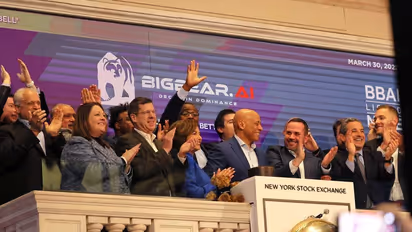 BigBear.ai Stock Plummets After Filing Delay, But Says Revenue Won’t Be Affected – Retail’s Skeptical