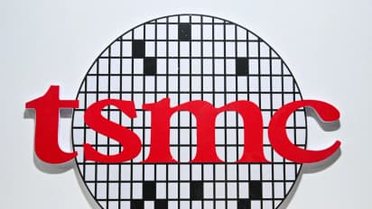 https://stocktwits.com/news-articles/markets/equity/why-tsmc-stock-is-slipping-premarket-today-despite-q3-revenue-beat/ch67kh3R30C