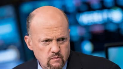 https://stocktwits.com/news-articles/markets/equity/jim-cramer-feels-trump-has-single-handedly-revived-short-selling-business/chku3ZzRbwW
