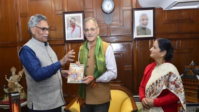 Himachal Pradesh Governor Kavinder Gupta during his interaction with senior citizens at Lok Bhavan (Photo/@Lokbhavanhp/X)