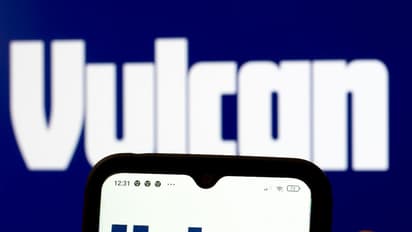 Vulcan Materials Stock Gains On Q4 Earnings Beat, 2025 Growth Outlook: Retail’s Bullish