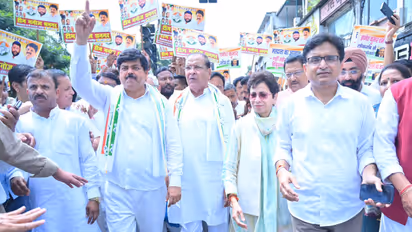 Uttarakhand Congress leaders during the protest (Photo/ANI)