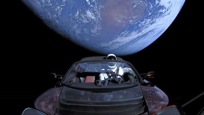 https://stocktwits.com/news-articles/markets/equity/tsla-stock-undervalued-analyst-roadster-barely-bull-case/cZMRTeURB47