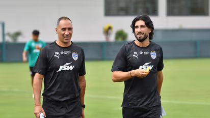 Bengaluru FC Head Coach Pep Munoz (L). (Photo: Bengaluru FC)