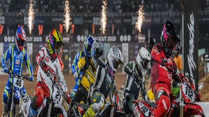 Supercross riders in action (Photo: ISRL)
