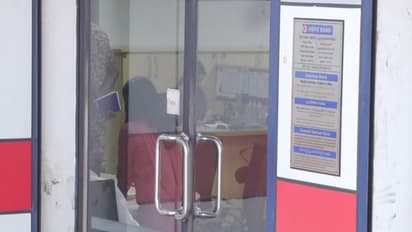 ED inspects Veena's bank locker at HDFC Bank branch (Photo/ANI)