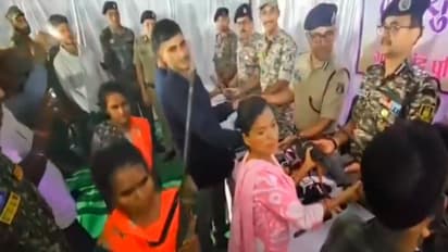 Seven Naxals surrender before Chhattisgarh Police in Gariyaband (Photo/ANI)