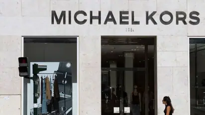 Capri Holdings Stock Plummets After Q3 Earnings Miss: Retail Sentiment Sours