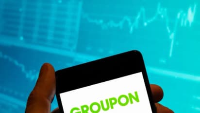 Groupon Stock Jumps Premarket Despite Mixed Q4 Print As Investors Cheer Positive Outlook: Retail Smells A Bargain Buy
