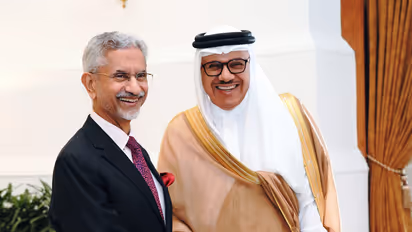 Bahrain’s Foreign Minister Abdullatif bin Rashid Alzayani with External Affairs Minister S Jaishankar (Photo/X@DrSJaishankar)