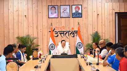 CM Dhami honours Uttarakhand’s CWG 2026 medal winners and coaches (Photo: Uttarakhand CMO)