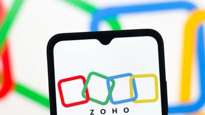 https://stocktwits.com/news-articles/markets/equity/sridhar-vembu-zoho-alternative-to-microsoft-google-bitter-divorce-battle/cmUbdlBR4PN