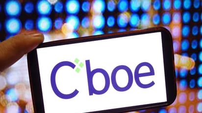 Cboe Global Markets Plans 24x5 Trading For US Equities: But Retail’s Cautious Ahead Of Earnings