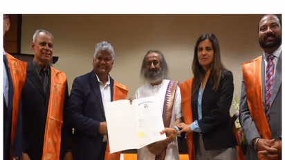 New Jersey State Legislature honoured Gurudev Sri Sri Ravi Shankar (Photo/ANI)