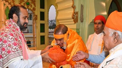 Mukesh Ambani visits Nathdwara Temple in Rajasthan. (Photo/ANI)