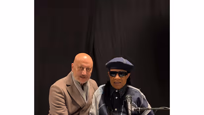 Anupam Kher meets Stevie Wonder (Photo/Instagram@AnupamKher)