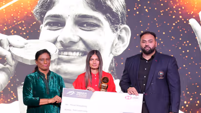 Parul Chaudhary received Best Athlete (female) award. (Photo: AFI)