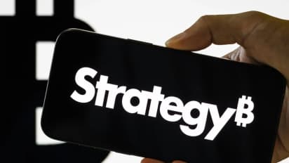 https://stocktwits.com/news-articles/markets/equity/mstr-strategy-bitcoin-purchases-cut-two-thirds-saylor/cZKtx4PR7BA