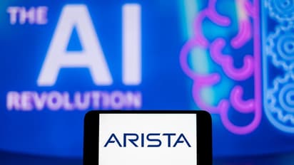 Arista Stock Falls Even As Analysts Highlight $6B Opportunity From Stargate: Retail’s Doubling Down
