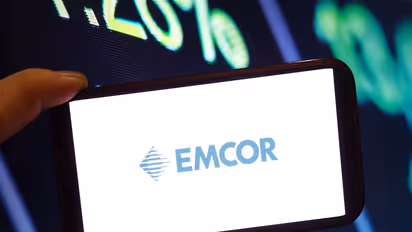 EMCOR Stock Heads Toward Best Single-Day Gain In A Year On Upbeat Q4 Revenue, Strong Outlook: Retail Sentiment Brightens