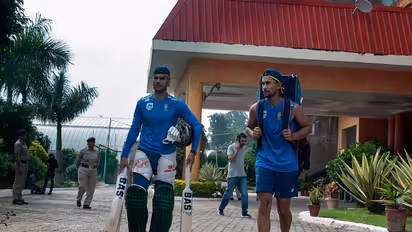 George Linde (R). (Photo/ANI)