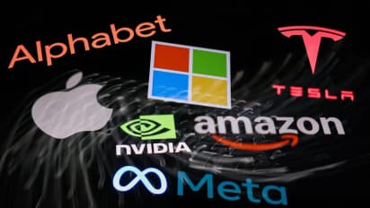 https://stocktwits.com/news-articles/markets/equity/why-retail-traders-couldn-t-take-their-eyes-off-these-stocks-last-week-meta-mu-baba-tsla-rklb/cZmKDleR7kk