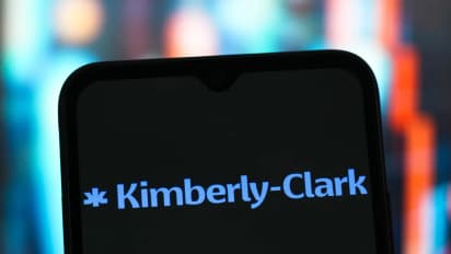 https://stocktwits.com/news-articles/markets/equity/kimberly-clark-sees-14-watchlist-spike-on-stocktwits-after-gutsy-kenvue-deal-retail-optimistic/cLPcOX8REcs