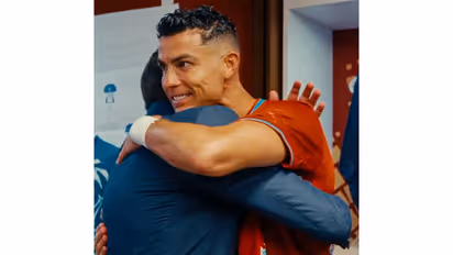 Portugal PM Luis hugging Cristiano Ronaldo. (Photo: @luismontenegro Instagram)