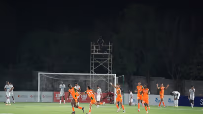 Sreenidi Deccan FC and Dempo SC players in action during the IFL match (Photo: AIFF)