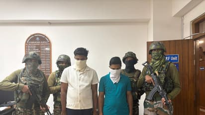 Assam Rifles with the accused. (Photo/Headquarters Inspector General Assam Rifles (East))