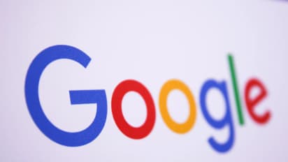 https://stocktwits.com/news-articles/markets/equity/googl-stock-dips-premarket-after-breakout-week-analyst-says-google-developing-next-gen-ai-chip-with-media-tek/cZKtowlR7Ba