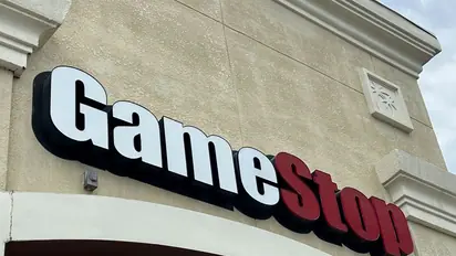 GameStop Stock Rallies On Bitcoin Speculation After Ryan Cohen’s Meeting With Strategy’s Michael Saylor: Retail Skeptical