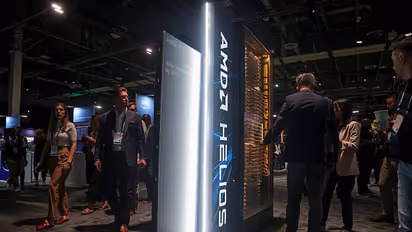 https://stocktwits.com/news-articles/markets/equity/hpe-stock-gains-after-securing-its-first-amd-helios-order-in-1-2-b-deal-with-vultr/cZMF7AFRBhF