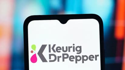 https://stocktwits.com/news-articles/markets/equity/keurig-dr-pepper-reveals-7-billion-financing-plan-for-jde-peet-s-deal/cLG0em6R3MF