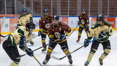 Shakar Chiktan Royals and Purig Warriors in action. (Photo: Ice Hockey League Season 3)