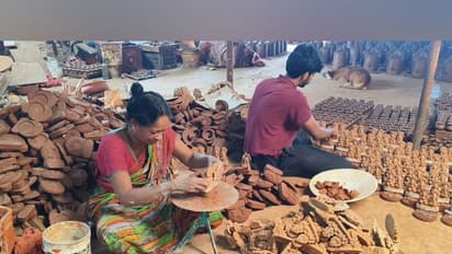 Lamp making for Karthigai Deepam (Photo/ANI)