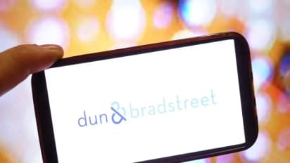 Dun & Bradstreet Stock Rallies On $7.7B Acquisition By Clearlake Capital: Retail Cheers The Deal