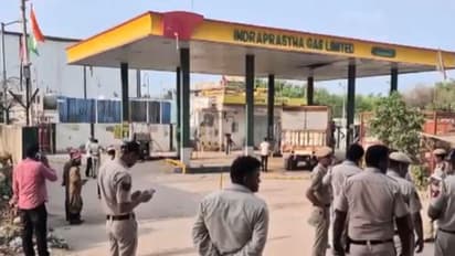 Delhi Blast: दिल्ली हादरली! टिकरी मेट्रो स्टेशनजवळ CNG सिलेंडरचा स्फोट, तिघांचा जागीच मृत्यू