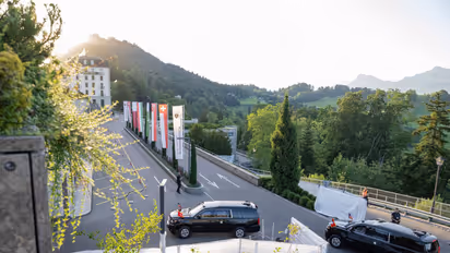 US delegation on its way to Bürgenstock (Photo/X@SwissMFA)